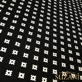 Siyah Zemin Küçük Mozaik Desenli Kumaş